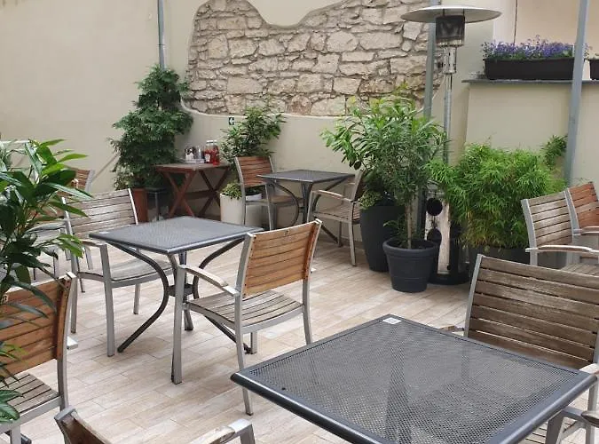 Hotel Novomestsky Praag