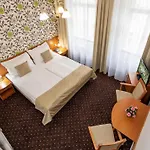 Novomestsky 3*