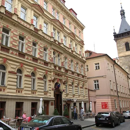 Hotel Novomestsky 3*